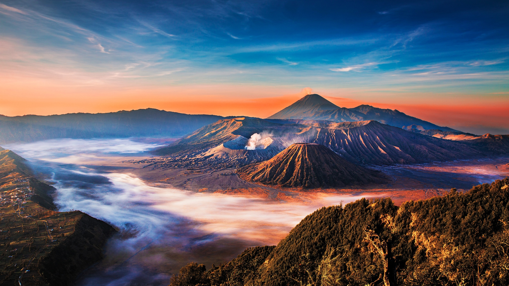 Taman Nasional Bromo Tengger Semeru National Park East Java Indonesia Volcano
